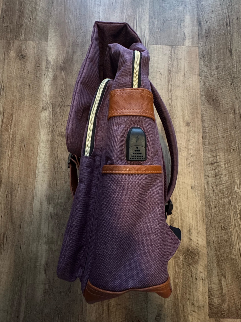 Modoker Canvas Backpack - Picture 5 of 9
